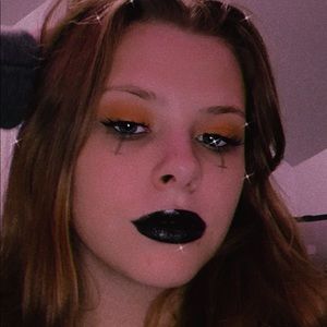 Meet your Posher, Stormie